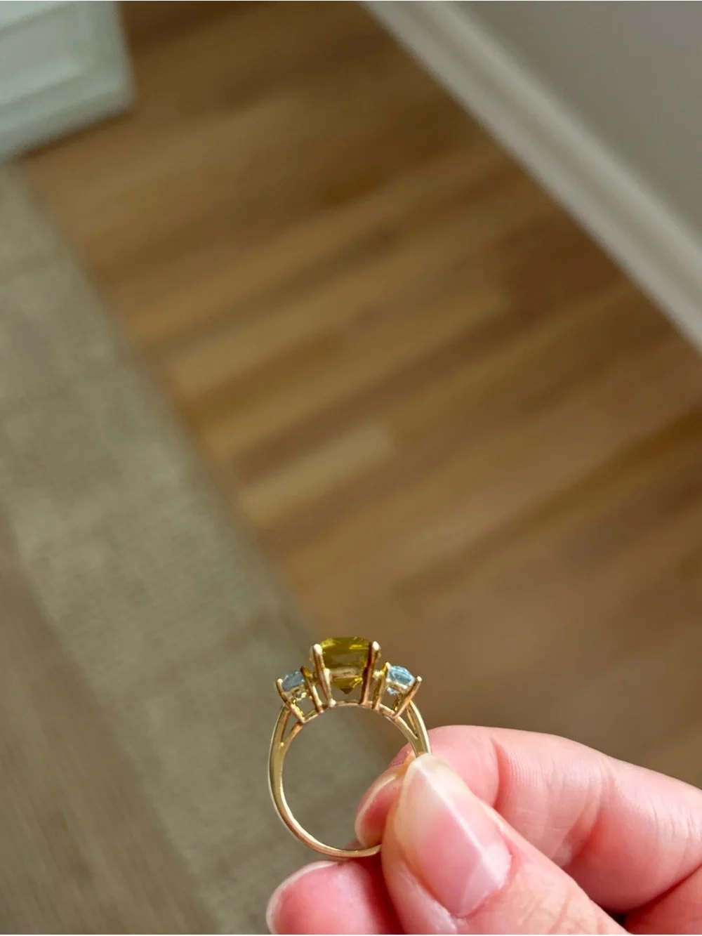 9ct gold 3 stone ring, citrine & aquamarine, size 4.75